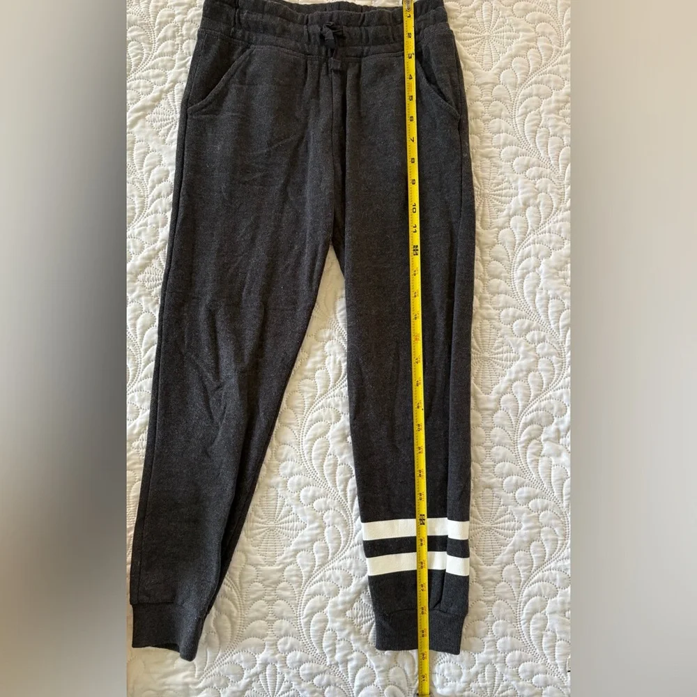 Disney princess, yellow hoodie, limited edition, gray sweatpants girls size 7